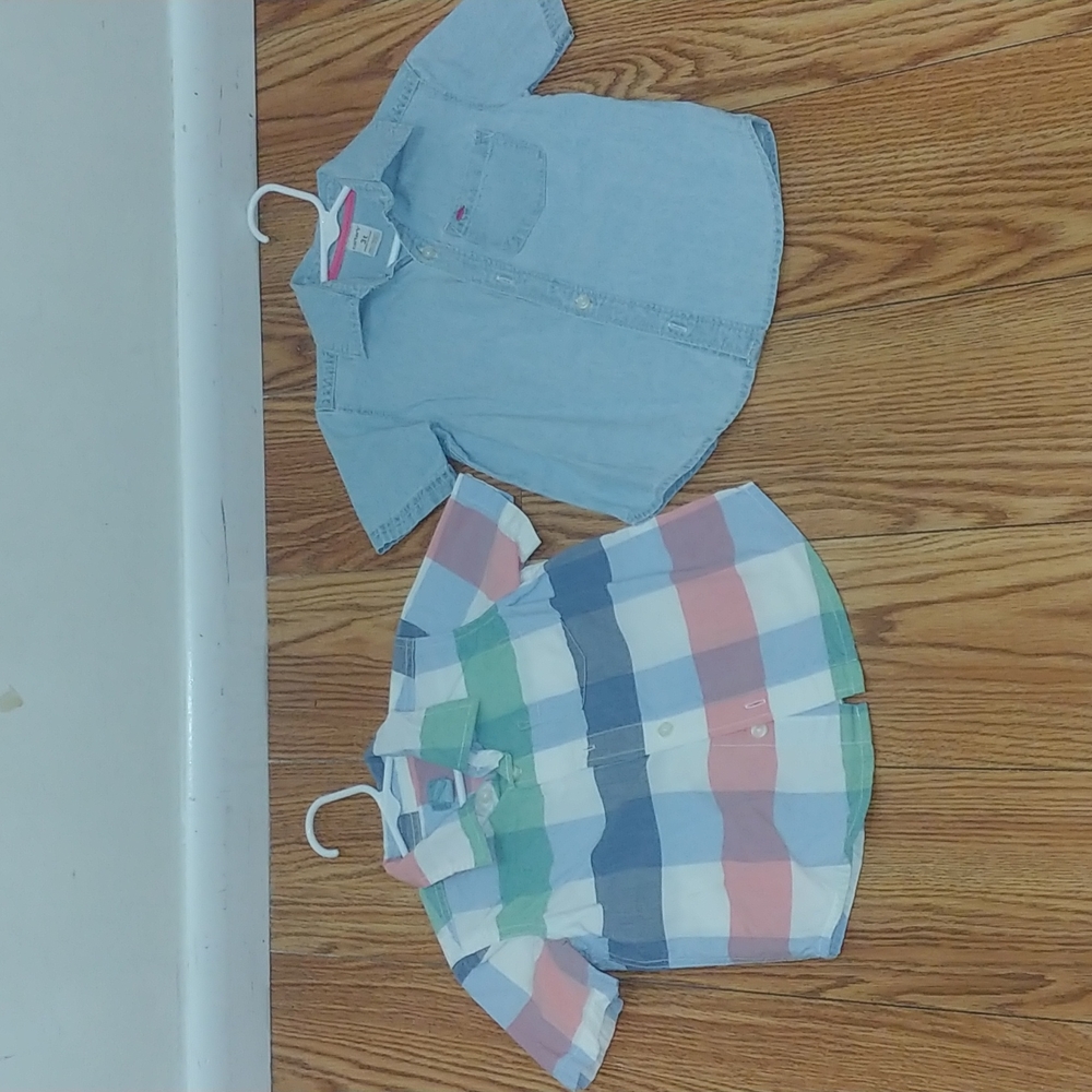 Bundle of 2 toddler boy shirts size 3t